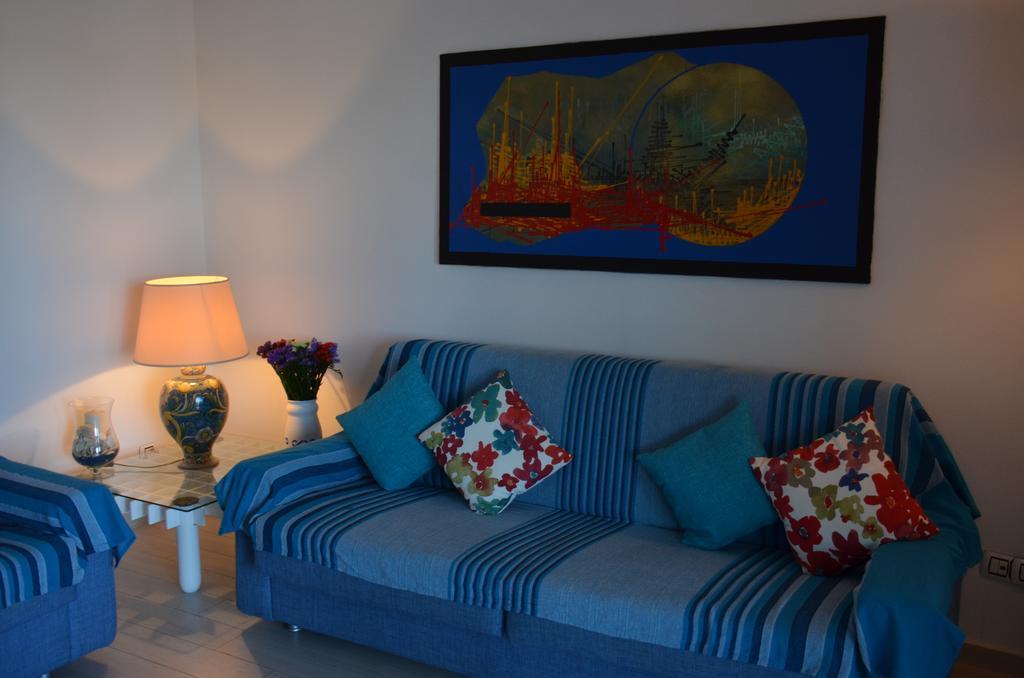 Terrazza Sul Mare Apartment จีอาร์ดีนี นักซอส ภายนอก รูปภาพ